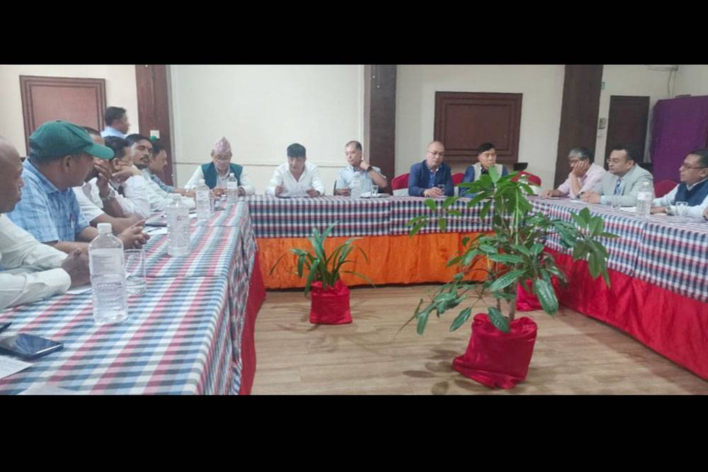 Discussion held on procedures related to gold and silver business