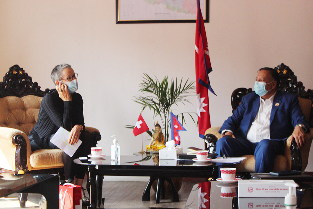 Swiss Ambassador calls on Education Minister