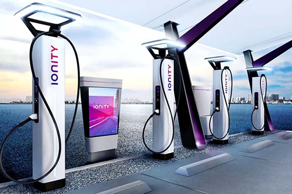 Hyundai instals 40 charging stations across country