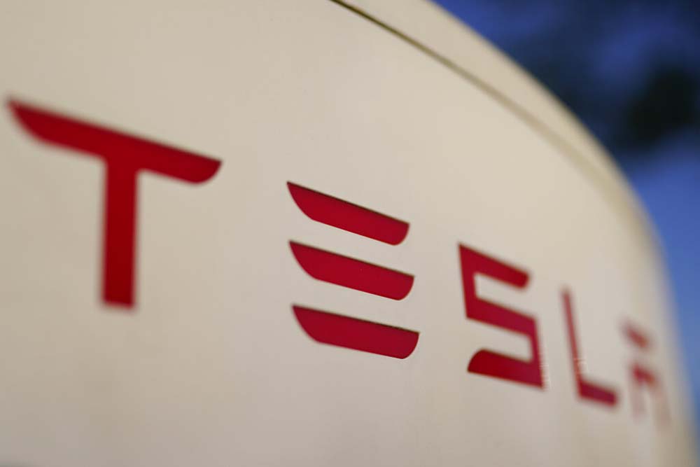 Tesla faces another US investigation: Unexpected braking