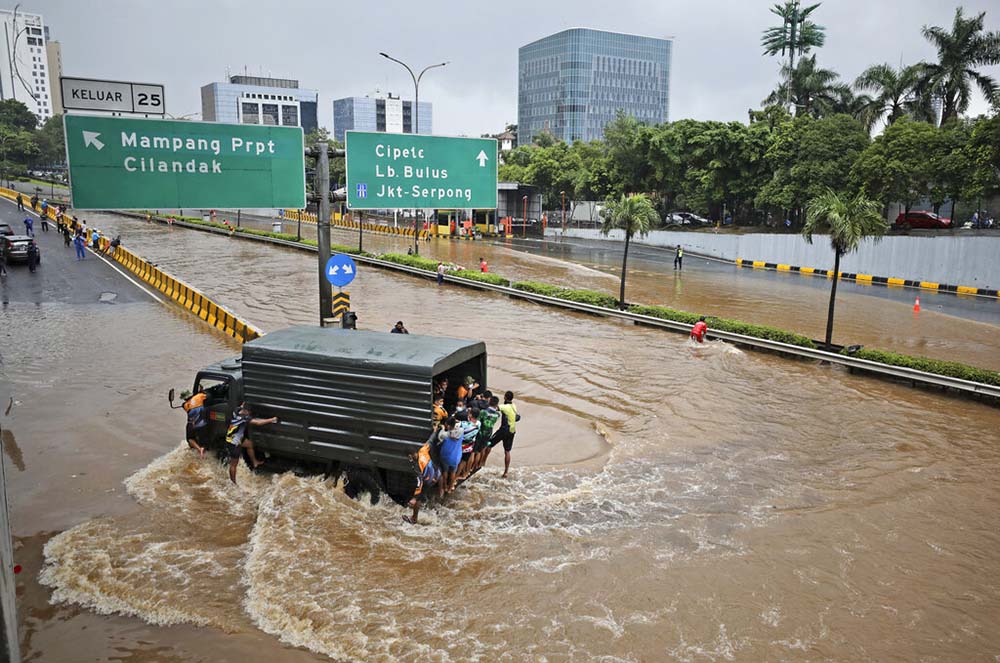 UN: Climate change to uproot millions, especially in Asia