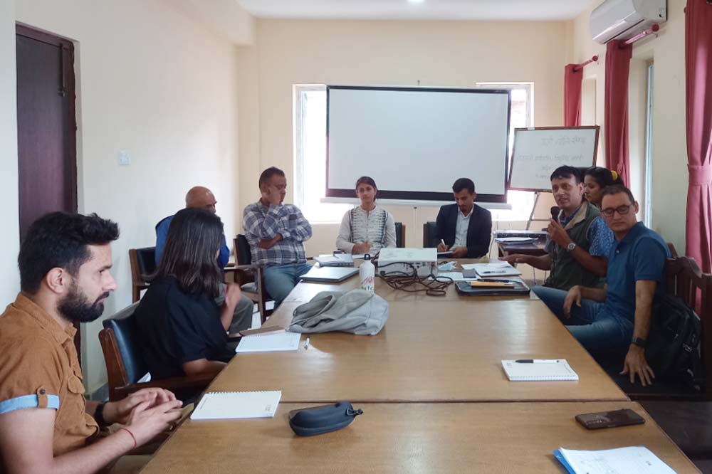 WWF Nepal, PRC, NEFEJ discuss opportunities, challenges of promoting public EVs
