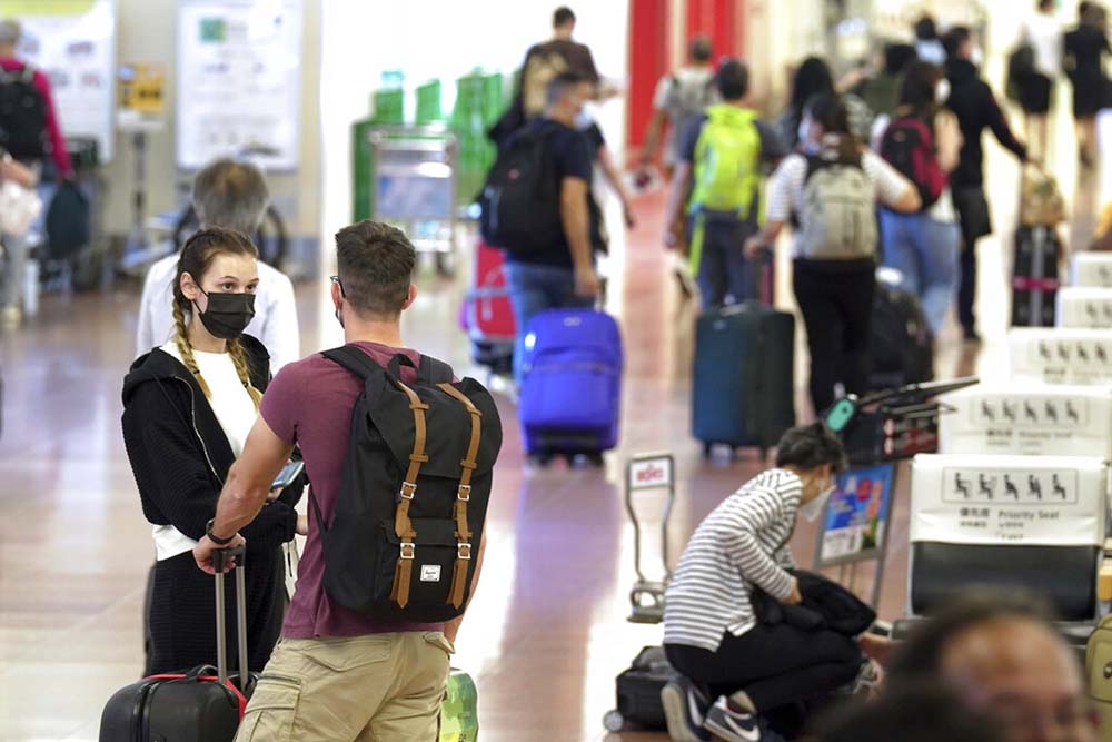 Tourists flock to Japan after Covid 19 restrictions lifted