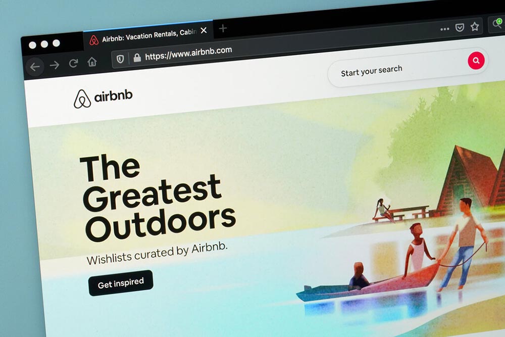 Airbnb posts $1.2bn profit in 3Q as revenue jumps 29%