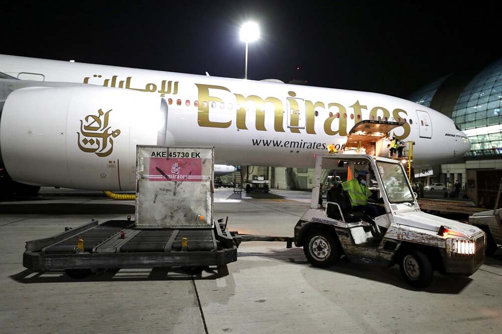 Emirates buys 5 Boeing 777 freighters in $1.7B-valued deal