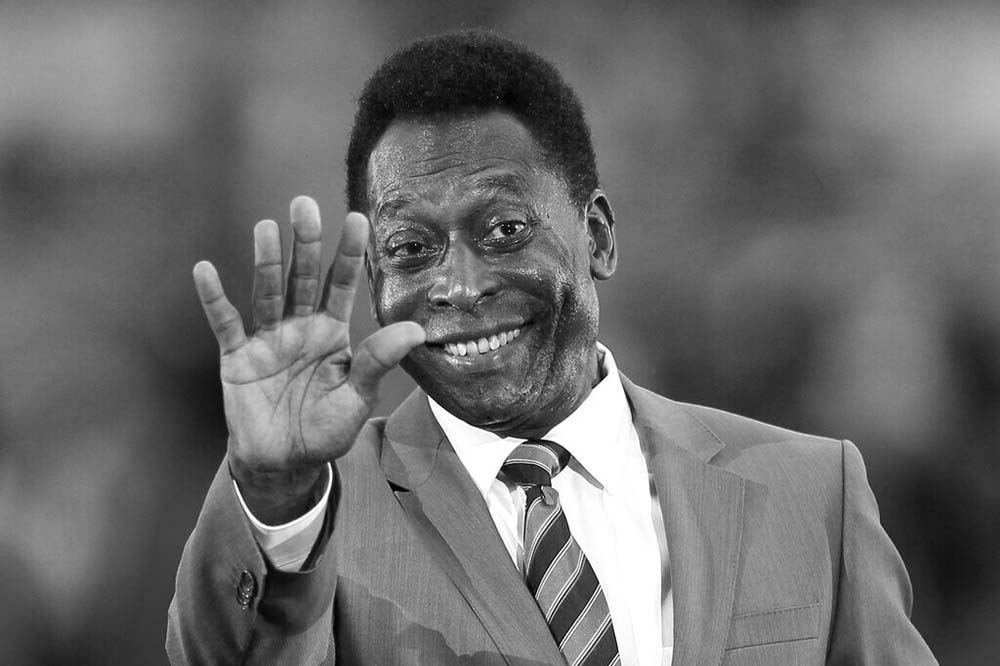 Pelé, Brazil’s mighty king of ‘beautiful game,’ dies at 82