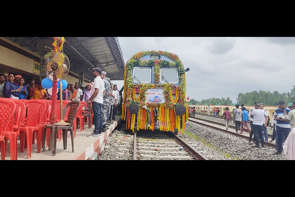 Locals elated by extension of Janakpur-Jaynagar railway to Bijalpura in Mahottari