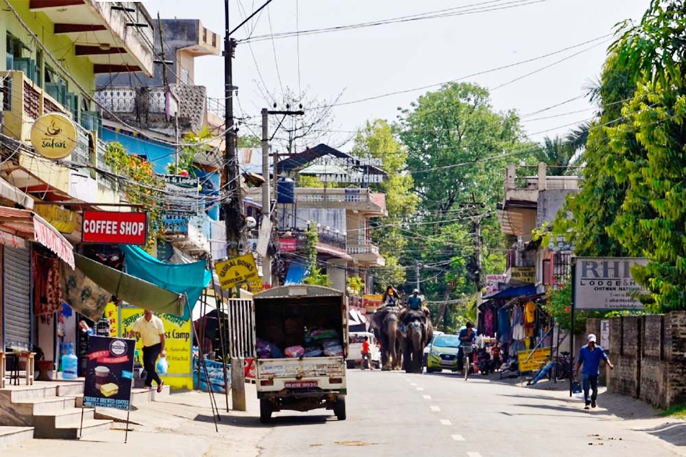 More entrepreneurs in Chitwan quitting businesses, leaving for foreign employment