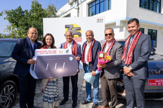 Agni Group marks 35th anniversary, hands over two Mahindra XUV400 EVs to KIOCH