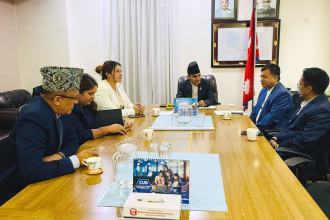 Communication minister, NRNA representatives discuss bringing capital and technology to Nepal
