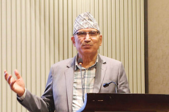 Finance Minister invites overseas Nepalis to invest in Nepal