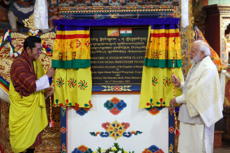PM Modi Meets Bhutan’s 4th King, Inaugurates Kalachakra Ceremony in Thimphu