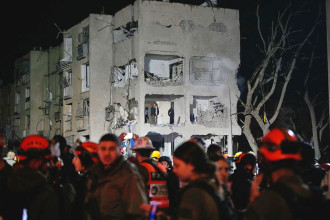 Iran strikes near Israeli nuclear research center as Trump threatens attacks on Iranian power plants