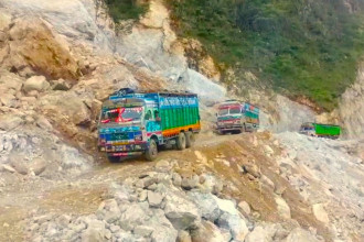Traffic resumes on Kaligandaki Corridor after landslide debris cleared