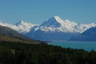 New Zealand funds campaigns to attract more int'l visitors