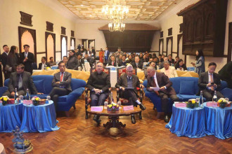 Finance minister calls for deeper economic cooperation with China