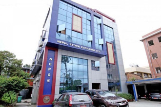 NEPSE Index decreases 31.49 points, closes at 2098.69