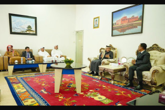 Qatari delegation meets NRB governor to discuss foreign investment