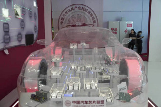 China registers record 5.62m new energy vehicles in first half of 2025