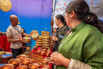 China's Xizang reports robust trade growth with Nepal in first seven months