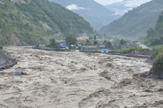 Lhende Stream flood disrupts traffic on Syafrubesi–Rasuwagadhi road