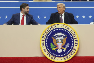 Trump admin offers federal workers exit package