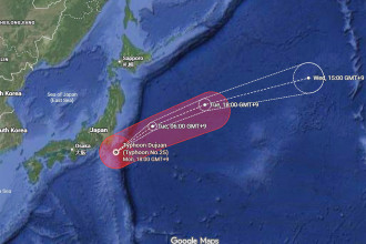 Hundreds of flights cancelled as Typhoon Dujuan nears Japan