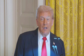 Trump says he helped de‑escalate India‑Pakistan tensions through tariffs