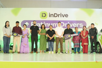 inDrive hands over grand prizes to platinum drivers in Kathmandu
