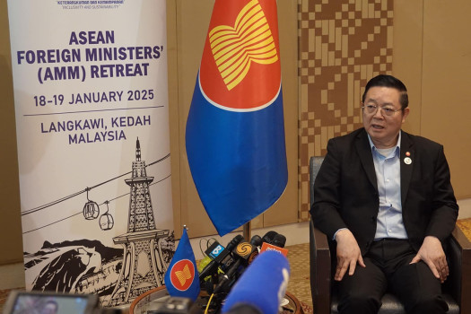 ASEAN chief urges 'boldly' integrating region's economies amid US tariff worries