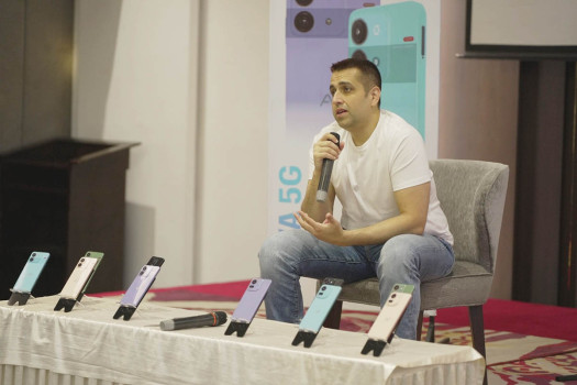 Ai+ begins sales and distribution in Nepal with CG as distributor