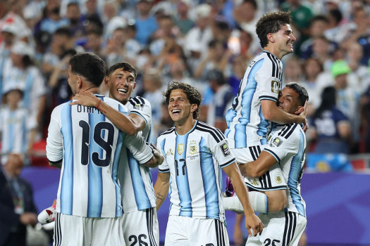 Alvarez’s 112th-minute goal helps lift Argentina past Switzerland 3-1 and into World Cup semi-finals