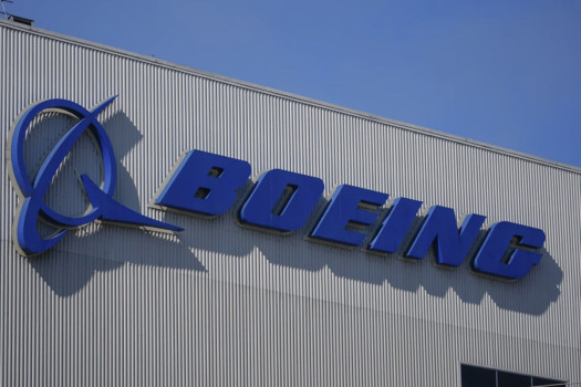 Boeing jet flies back to US as China halts deliveries over tariffs