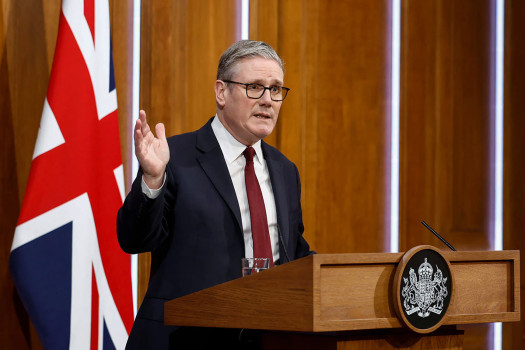 London hosts military talks on France and UK's Hormuz mission