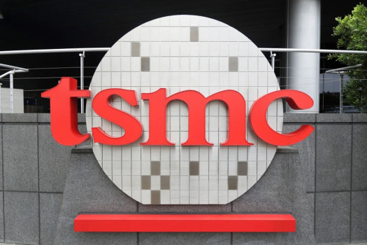 Taiwan computer chipmaker TSMC pledges another $100 billion to expand US chipmaking capacity