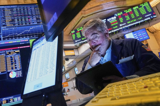 World stocks mostly gain, helped by hopes for progress in China-US trade talks