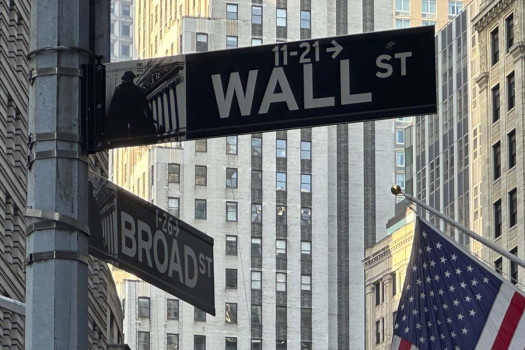 Stock market today: Asian stocks slip, while Australian index tracks Wall St rally to hit record