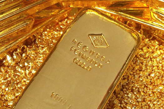 Gold price drifts higher; traded at Rs 118,300 per tola
