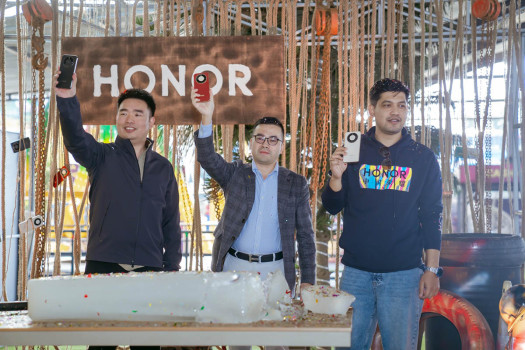 HONOR X9d launched in Nepal with pre-booking offer, Deepal S05 car prize