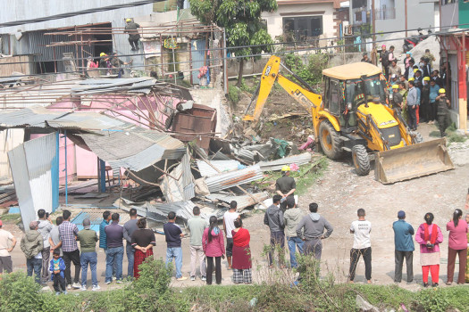 MoUD urges squatters along Bagmati to register at Dasharath Stadium