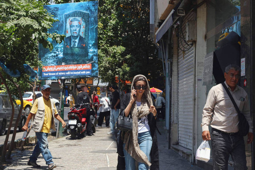 Mediator Pakistan says US-Iran talks ongoing as foes trade attacks