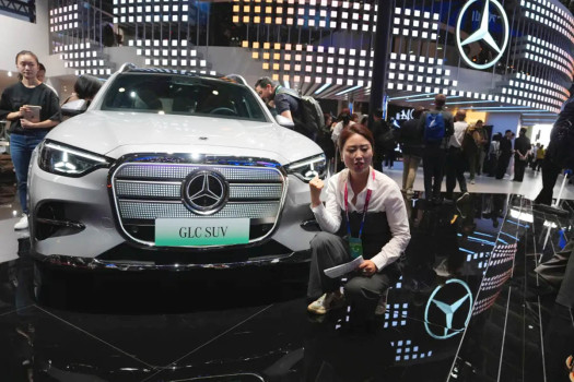 Car crisis takes toll on Germany's young engineers