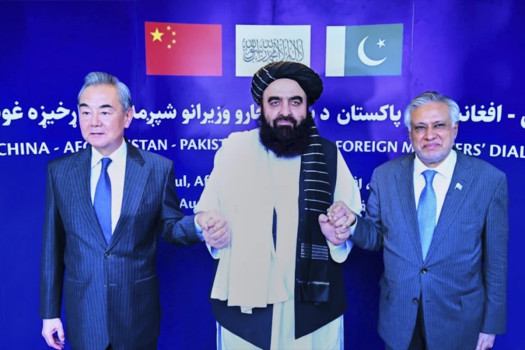 Pakistan, China and Afghanistan hold high-level meeting in Kabul to boost cooperation