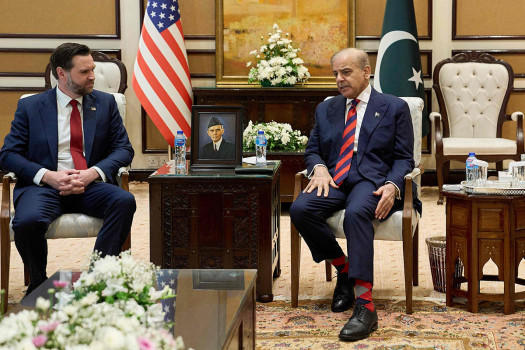 World urges more negotiation after US-Iran talks end without deal