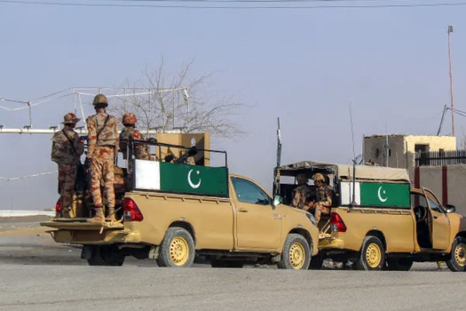 Pakistan Declares “Open War” with Afghanistan After Cross-Border Strikes