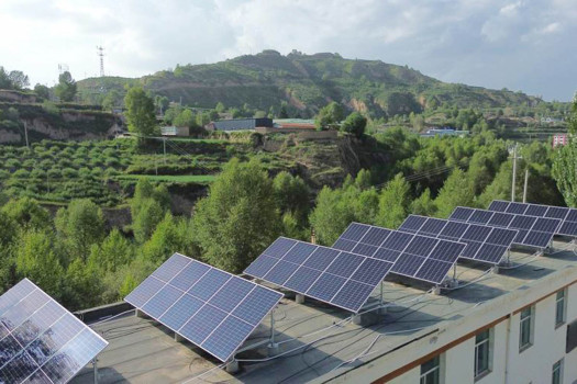 Solar panels on building walls could power cities, cut emissions: study
