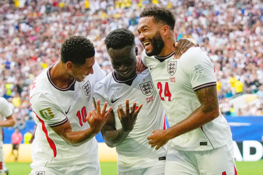 England get hat-trick from Saka and beat France 6-4 in wild World Cup third-place match