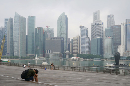 Singapore eases monetary policy in response to economic slowdown