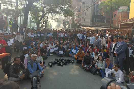 Tributes paid to journalist Rajak as FNJ leads demonstration demanding justice