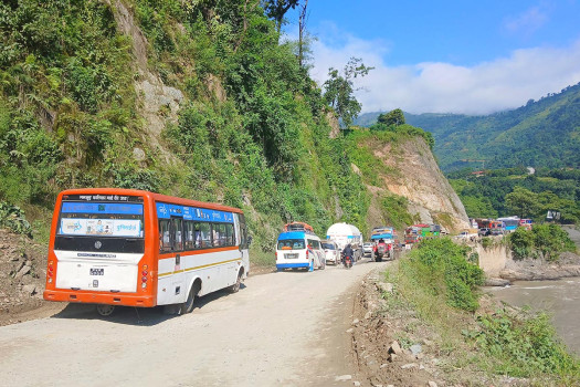 Routes into and out of Kathmandu valley clear for Dashain travel: DoR
